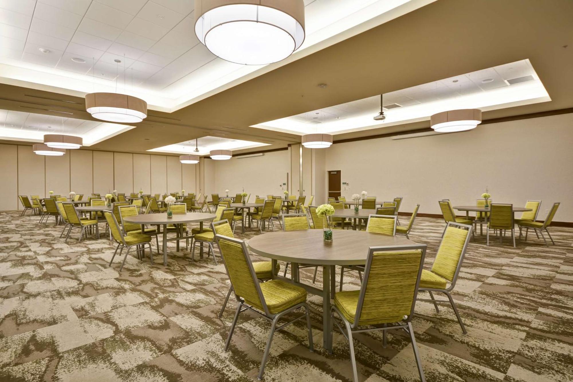 Home2 Suites By Hilton Dallas Downtown At Baylor Scott & White Экстерьер фото