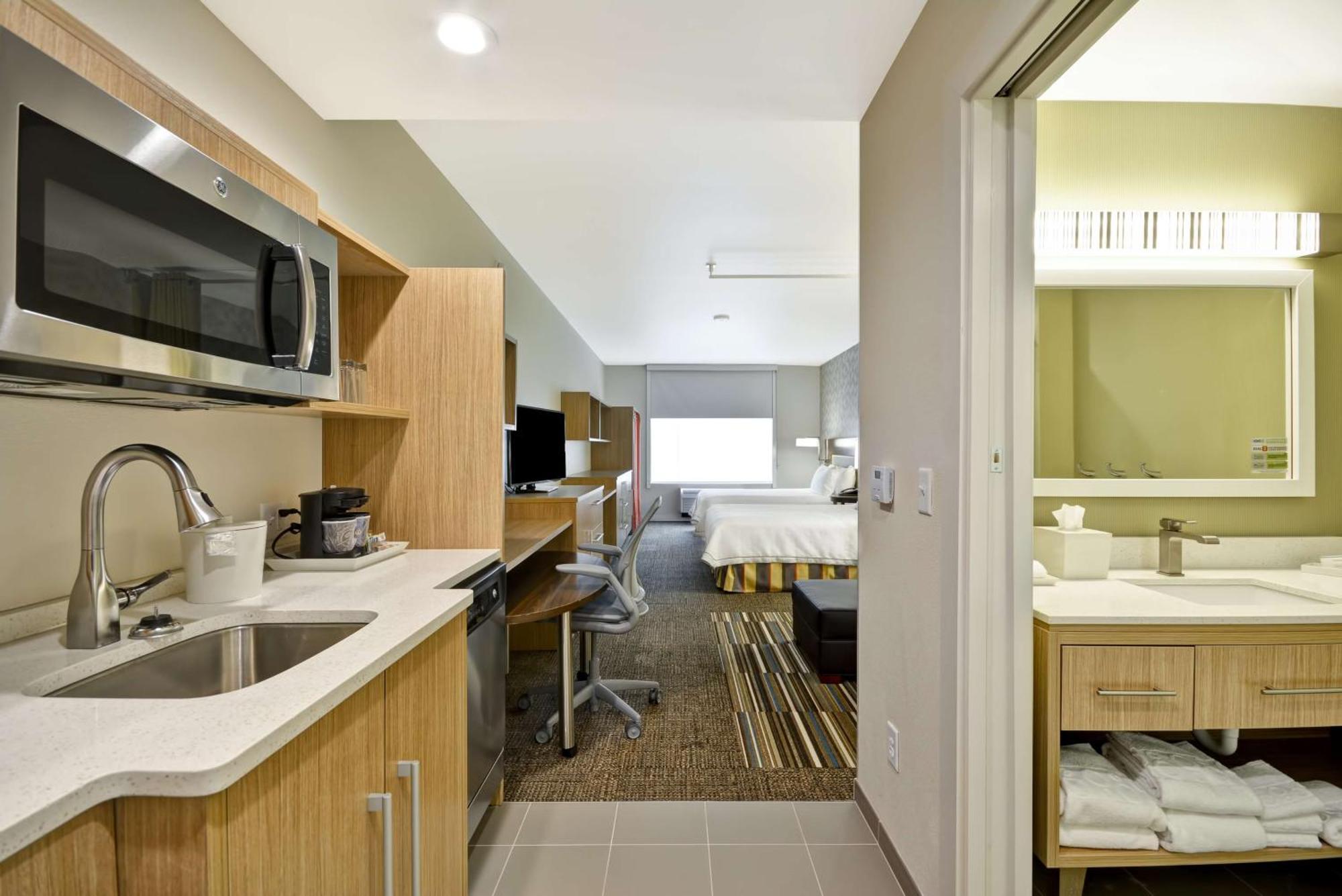 Home2 Suites By Hilton Dallas Downtown At Baylor Scott & White Экстерьер фото