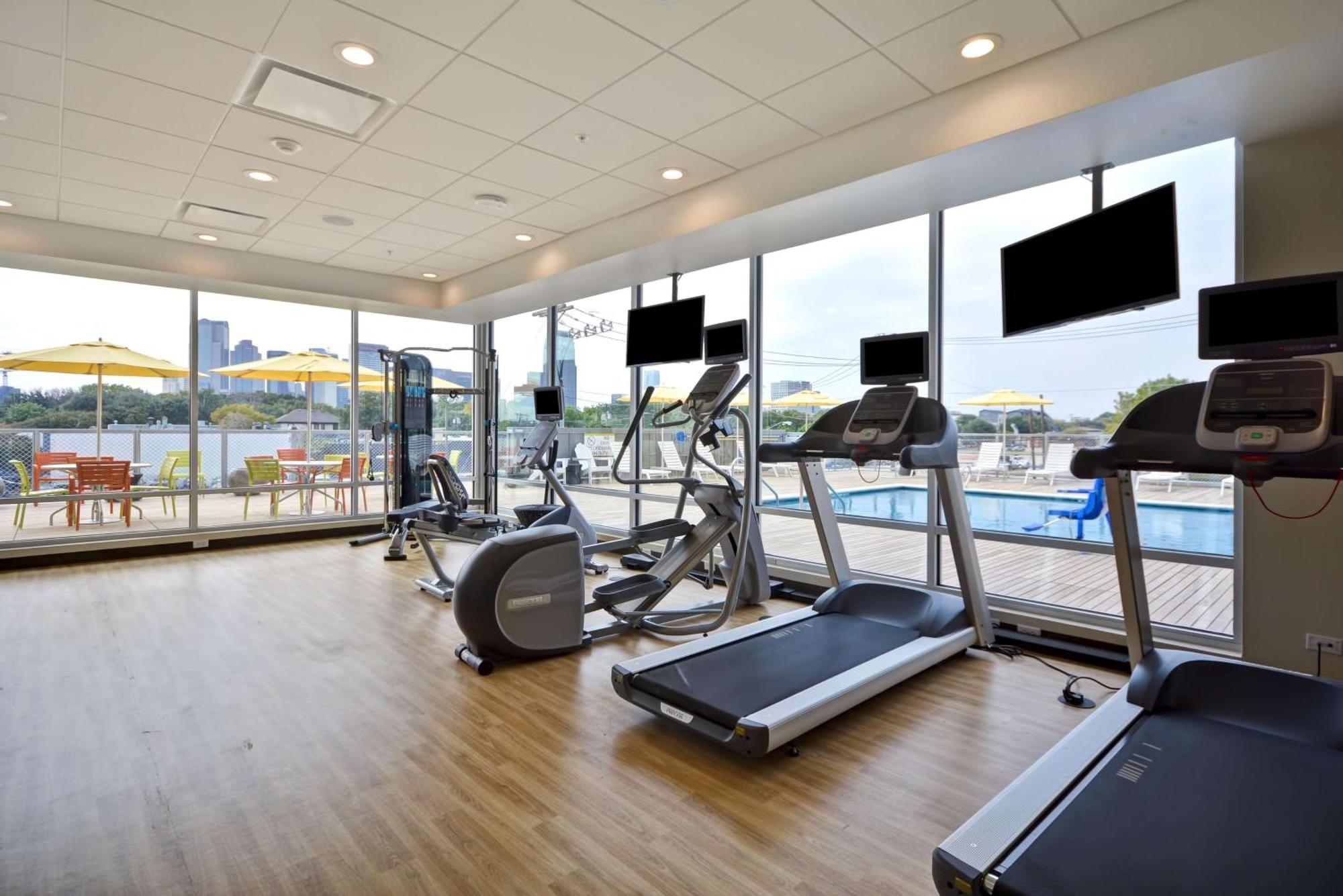 Home2 Suites By Hilton Dallas Downtown At Baylor Scott & White Экстерьер фото